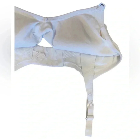 💥HOST PICK 💥 Nursing Sports Bra White Adjustable Straps Size Medium - Picture 6 of 8